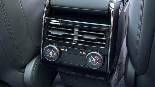 Land Rover Range Rover Sport Photo at-8b84d632b14a4f9096ffdca155bddcdc.jpg
