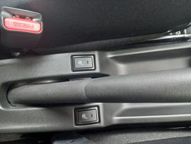 Suzuki SWIFT Photo 33
