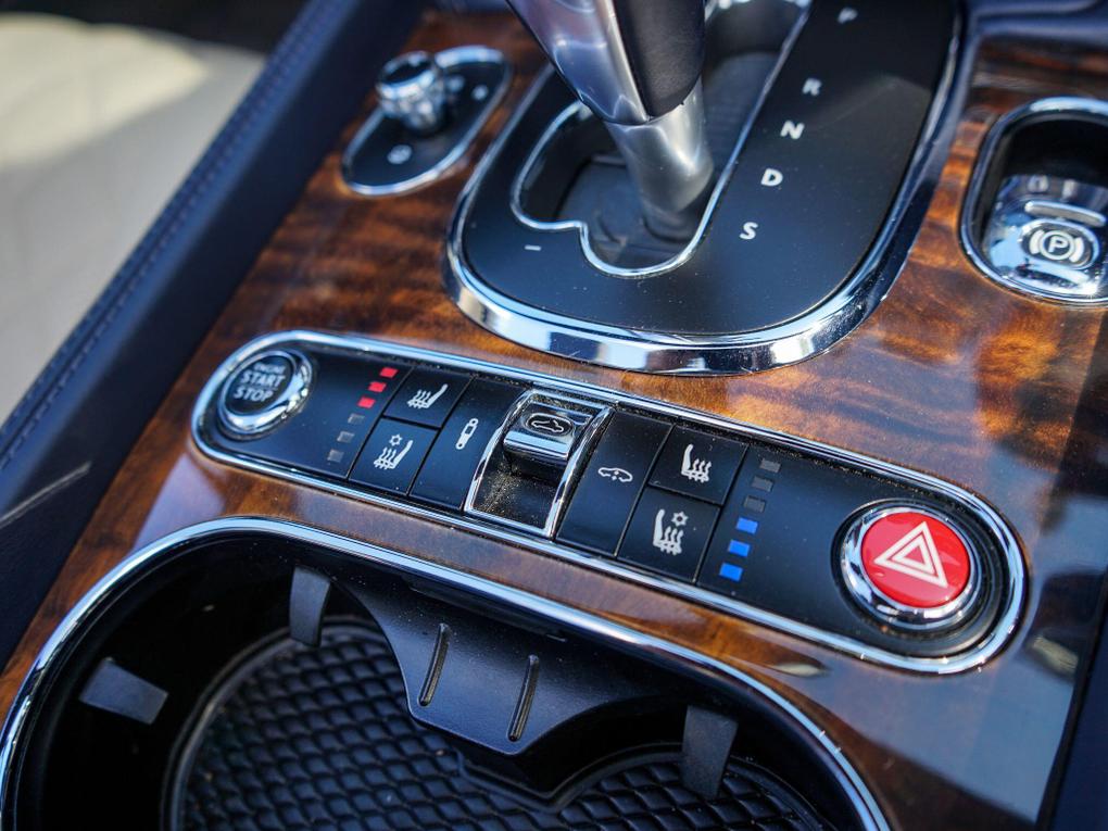 Used Bentley Continental DA16VUJ 32