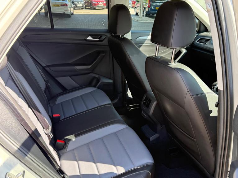 Used Volkswagen T-Roc WO73LWR 13