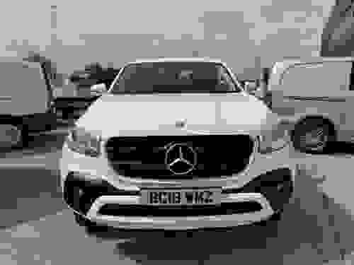 Mercedes-Benz X-Class Photo at-8bb883ad6d254808af1162a3a99491f6.jpg