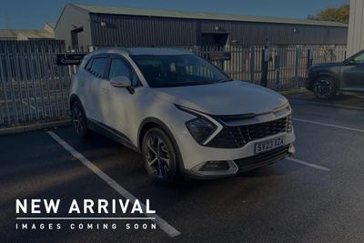 Used 2023 Kia Sportage 1.6 T-GDi ISG HEV 3 Fusion White at Kia Motors UK