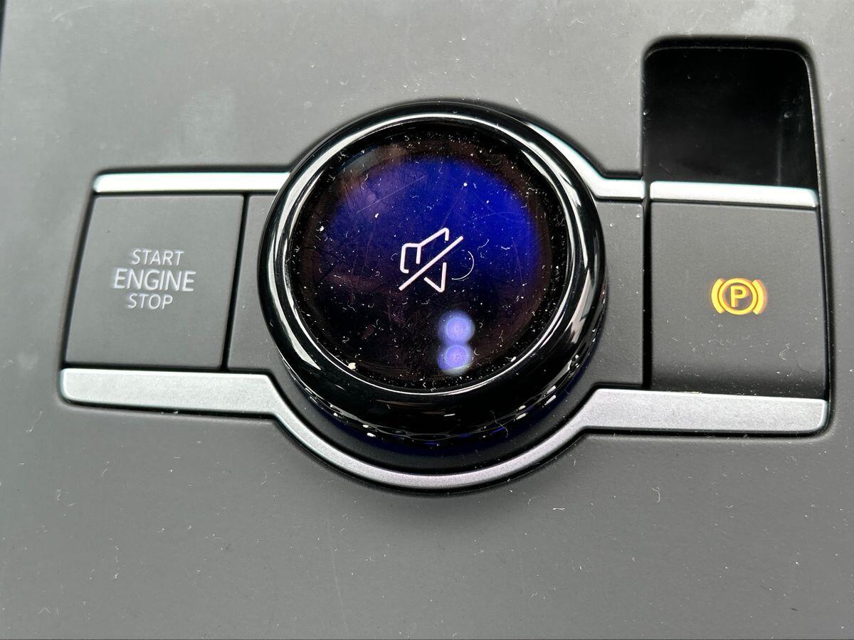 Volkswagen T-roc Photo at-8c03990e1cdd4fdf84d22d90cc140432.jpg