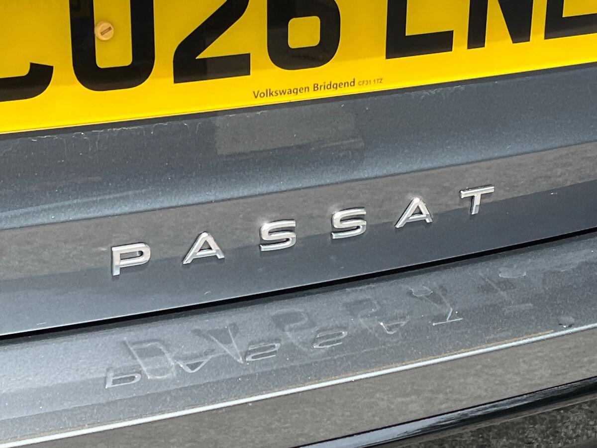 Volkswagen Passat Photo at-8c3b020017f844fd8ccab126ca7f8c91.jpg