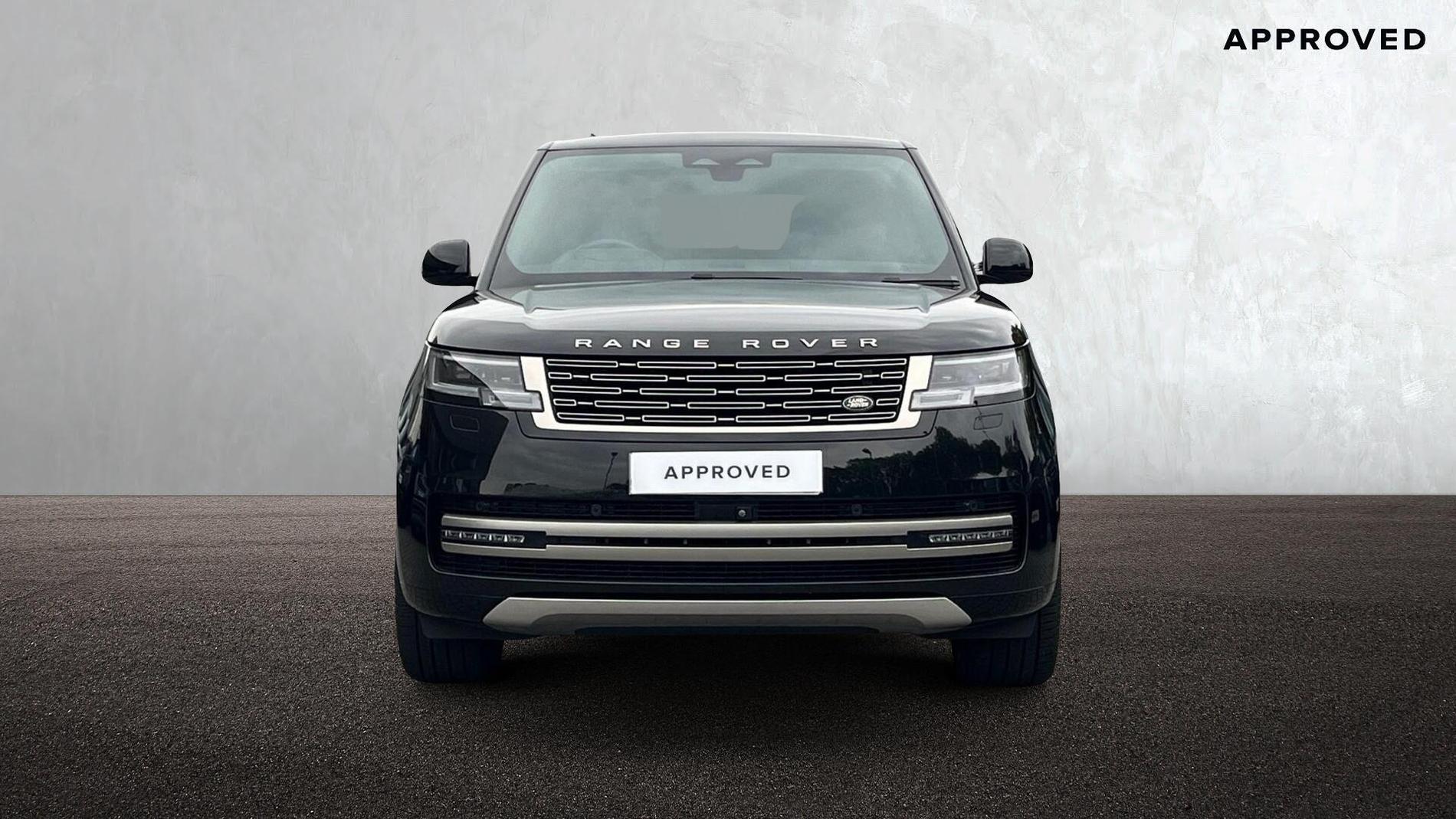 Land Rover Range Rover Photo at-8c3ca085c8cf4ee8bd59bac415753bd3.jpg