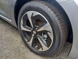 Suzuki SWIFT Photo 10