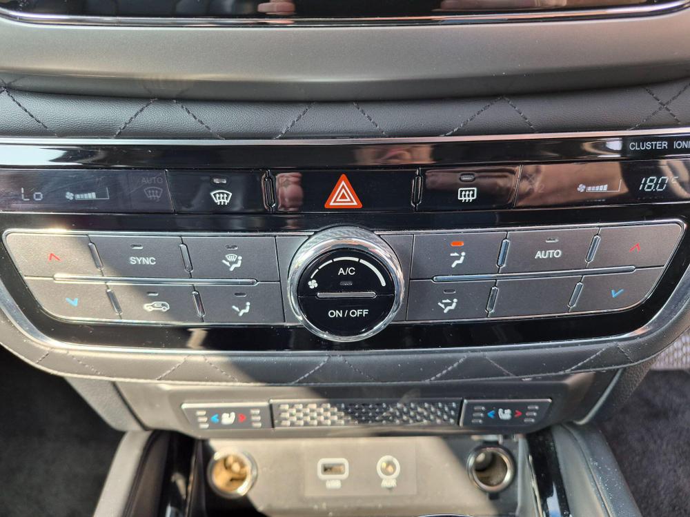SsangYong Rexton Photo at-8c8ae703095844f1aff481ca0d50e5cb.jpg