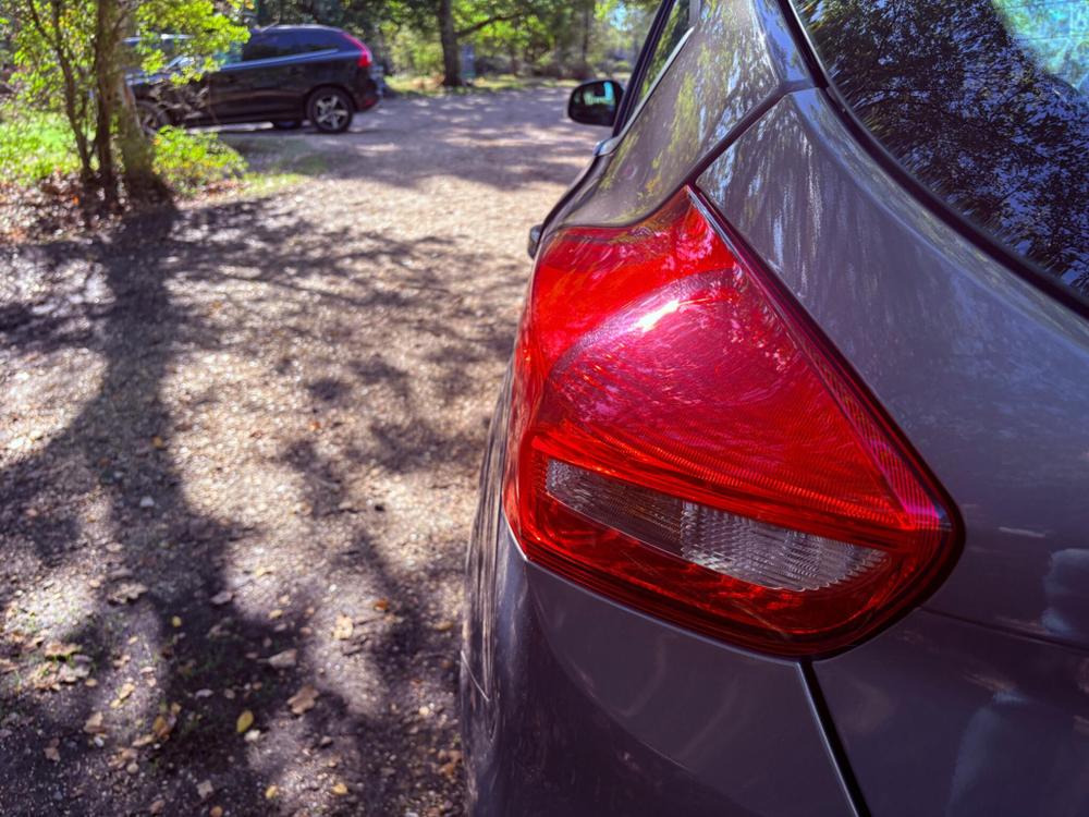 Ford Focus Photo at-8c8e1b612f1647c7840e42b009c17265.jpg