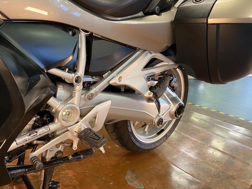 BMW R 1200 RT Photo at-8ccff4e3d7b2489c846a1b187bd0894d.jpg