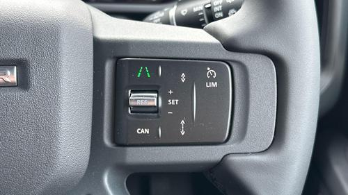 Land Rover Defender Photo at-8cd7e2aa02774139a70e47ac36973c95.jpg