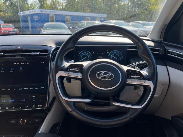 Hyundai TUCSON Photo at-8cf8003d7216421f8432c56689efdced.jpg