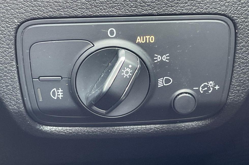 Audi Q2 Photo at-8d08e5d97e8e4dc592fcd2bc7a804bb9.jpg
