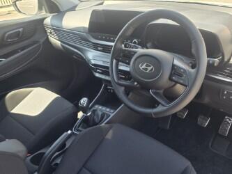Hyundai BAYON Photo at-8d144d32c0a7481cb05723c339a06c06.jpg