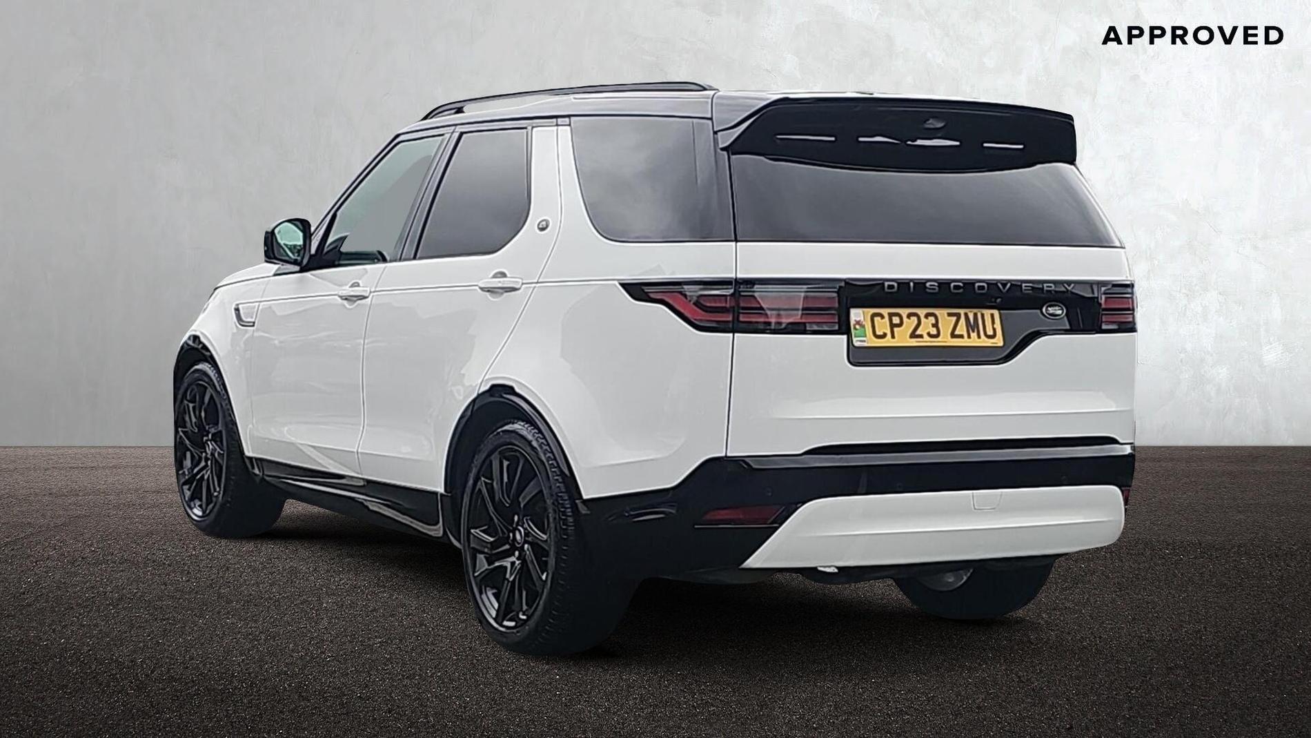 Land Rover Discovery Photo at-8d5b537e53b143f9babfa79dddaebc24.jpg