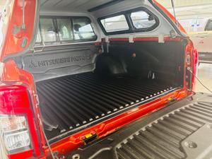 Mitsubishi L200 Photo 24