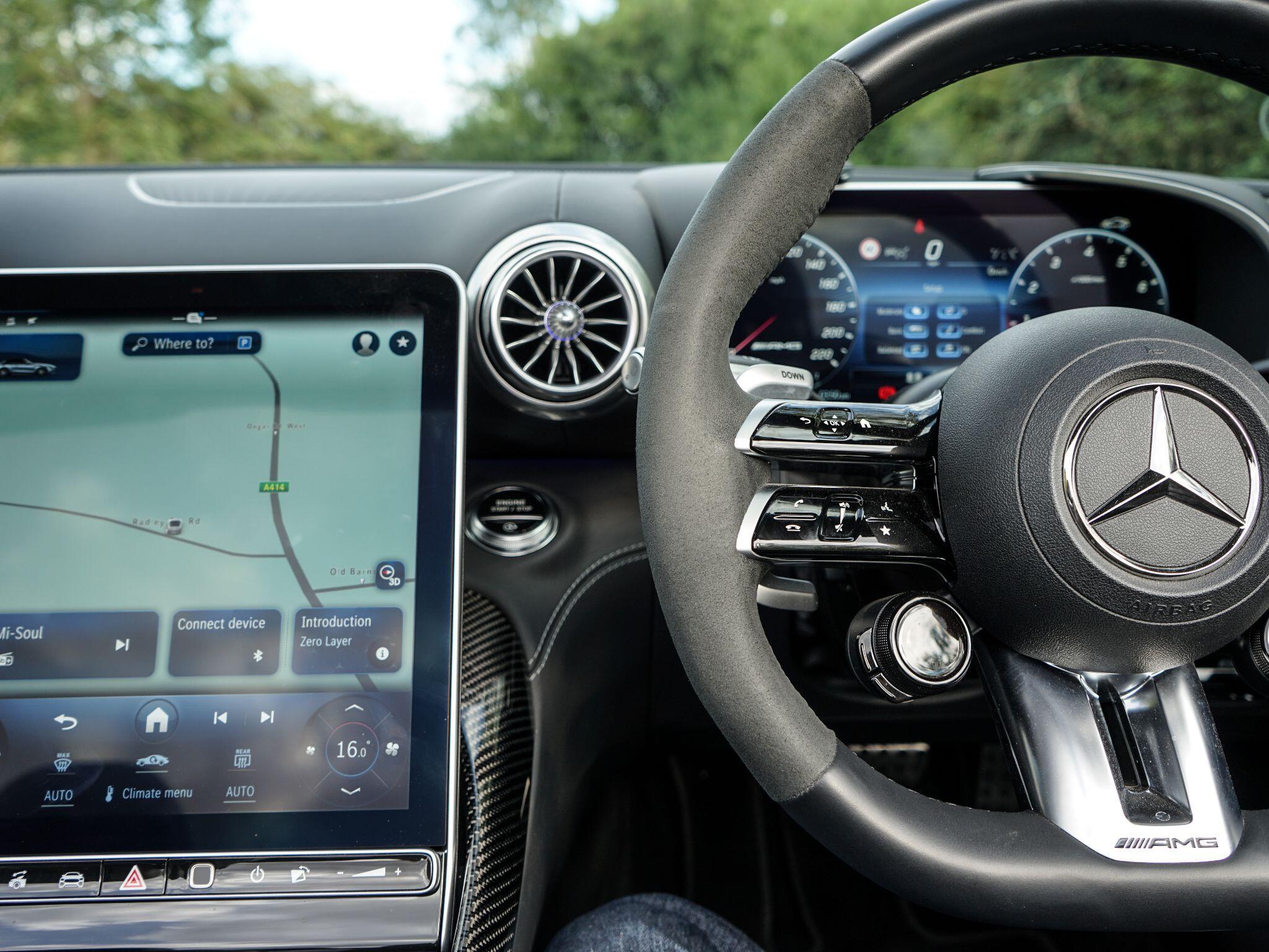 Mercedes-Benz SL 4.0 SL63 V8 BiTurbo AMG Performance SpdS MCT 4MATIC+ Euro 6 (s/s) 2dr — photo 8