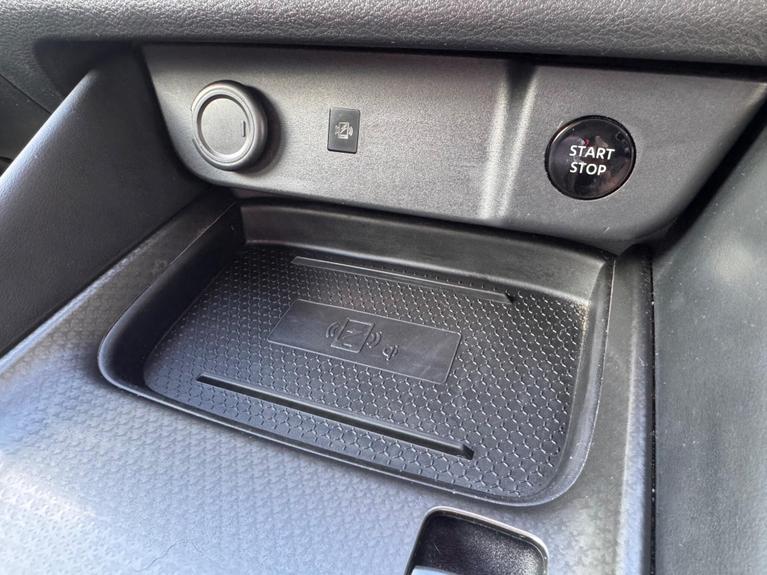 Used Nissan Qashqai OE75VJK 17