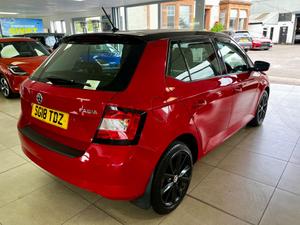 Skoda Fabia Photo 7