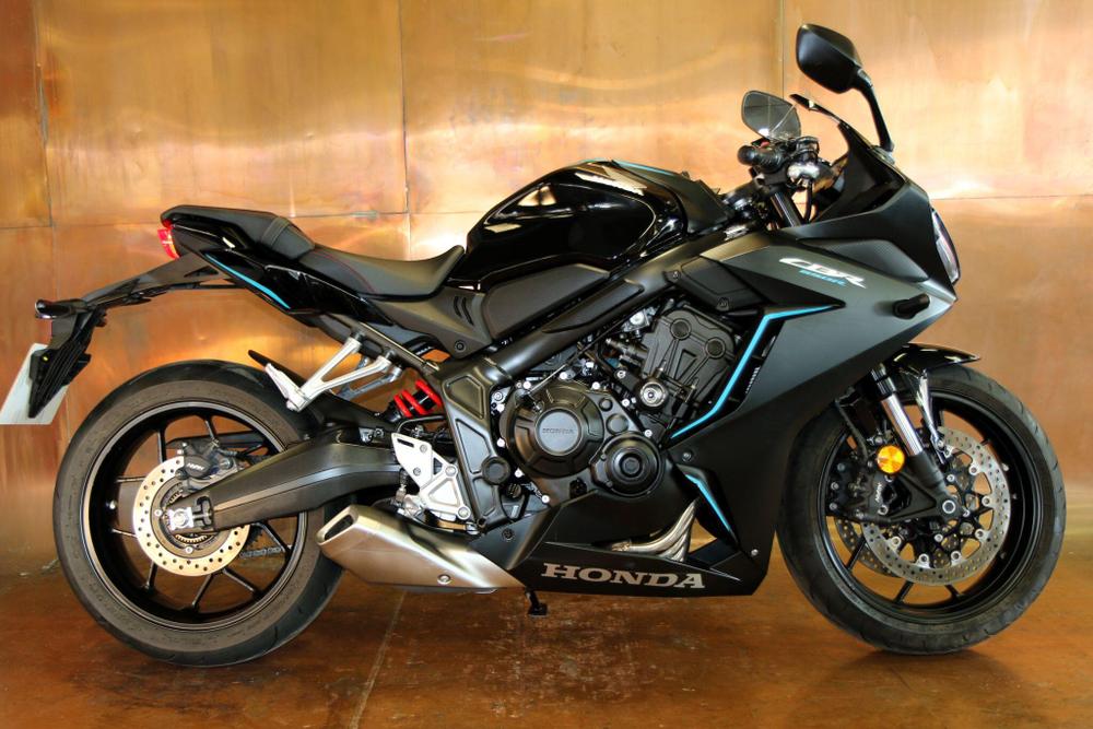 Honda CBR650R Photo at-8de34c1ff3734e7fb28735b519fbcf45.jpg