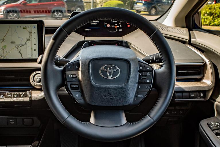 Used Toyota Prius WU25KUT 13