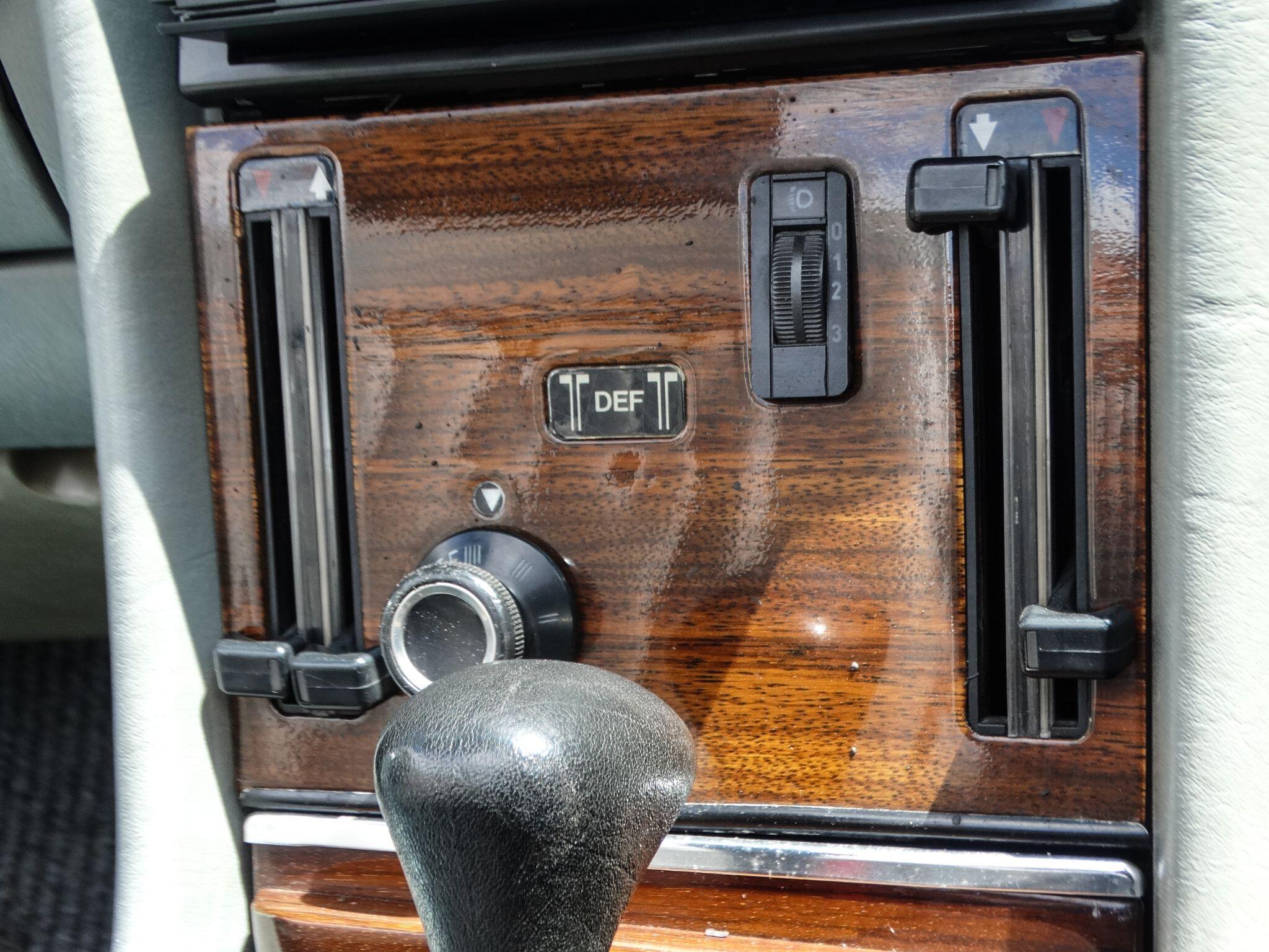 Mercedes-Benz 500 SL — photo 29