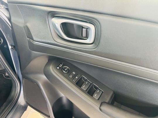 Honda HR-V Photo at-8e076bf8ba274ebe837a94797c0b09b2.jpg