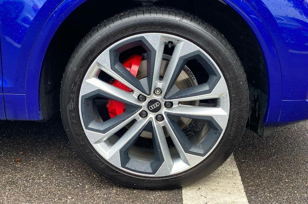 Audi Q5 Photo at-8e45357fda9842f4a85a2fa676ec38ee.jpg