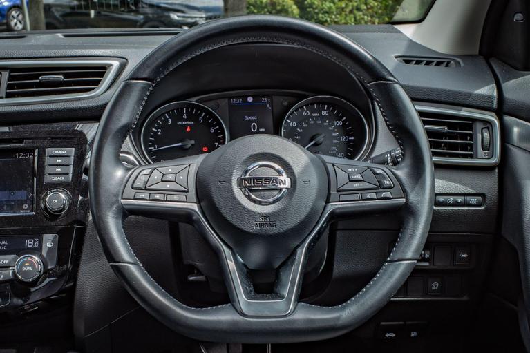 Used Nissan Qashqai NK69YAY 23