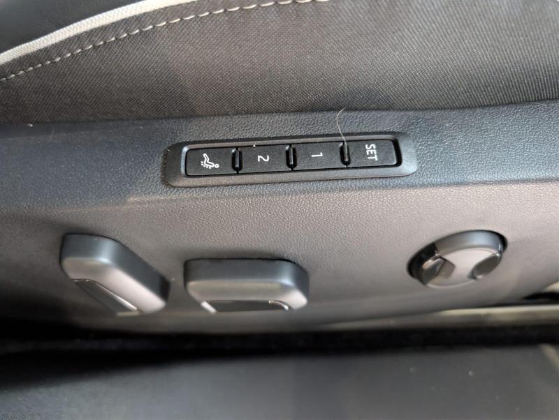 Skoda Enyaq Photo at-8e4ec01a54094daa9f2c4fec4d3dd370.jpg