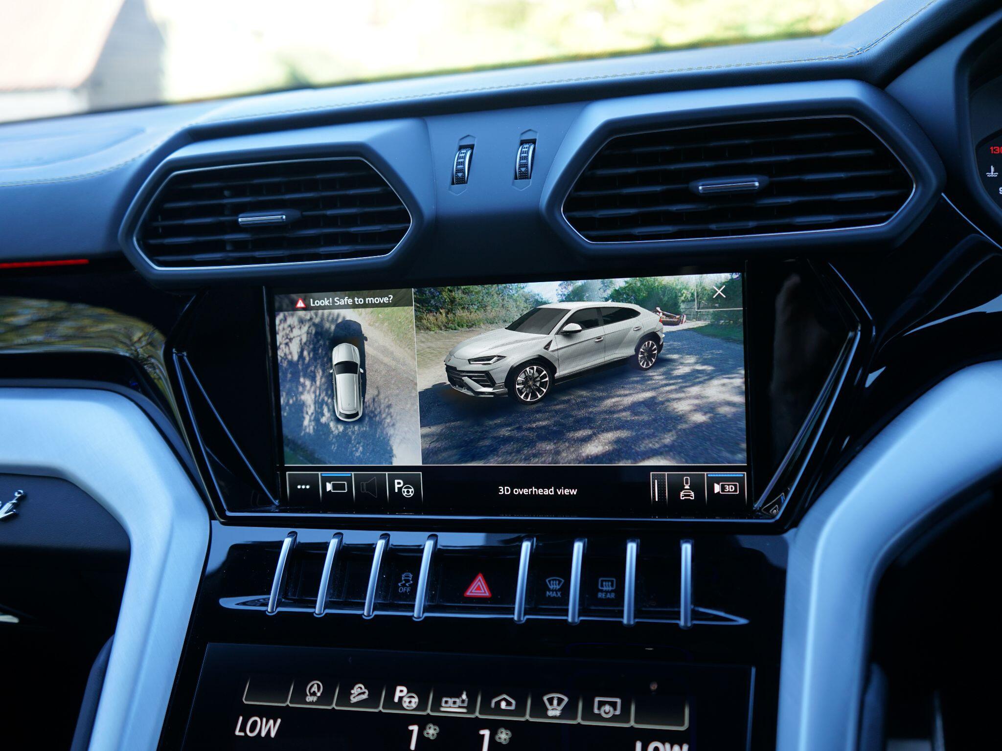 Lamborghini Urus 4.0 V8 BiTurbo SUV 5dr Petrol Auto 4WD Euro 6 (650 ps) — photo 35