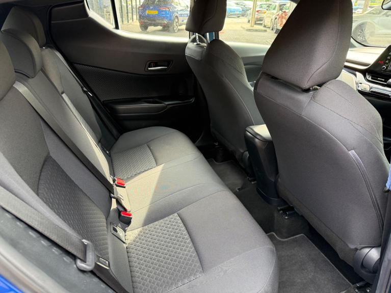 Used Toyota C-HR RO70DZN 13