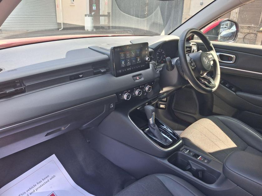 Honda HR-V Photo at-8e7c826e5d25458f806c5b319ede00b3.jpg
