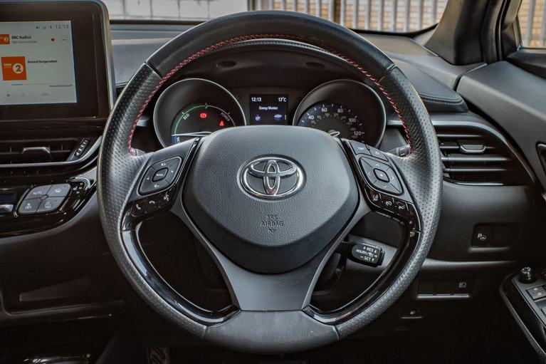 Used Toyota C-HR WU22UTC 27