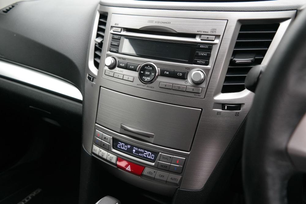 Subaru Outback Photo at-8ec3af2e9a354b5cb2cef5dbd733e070.jpg