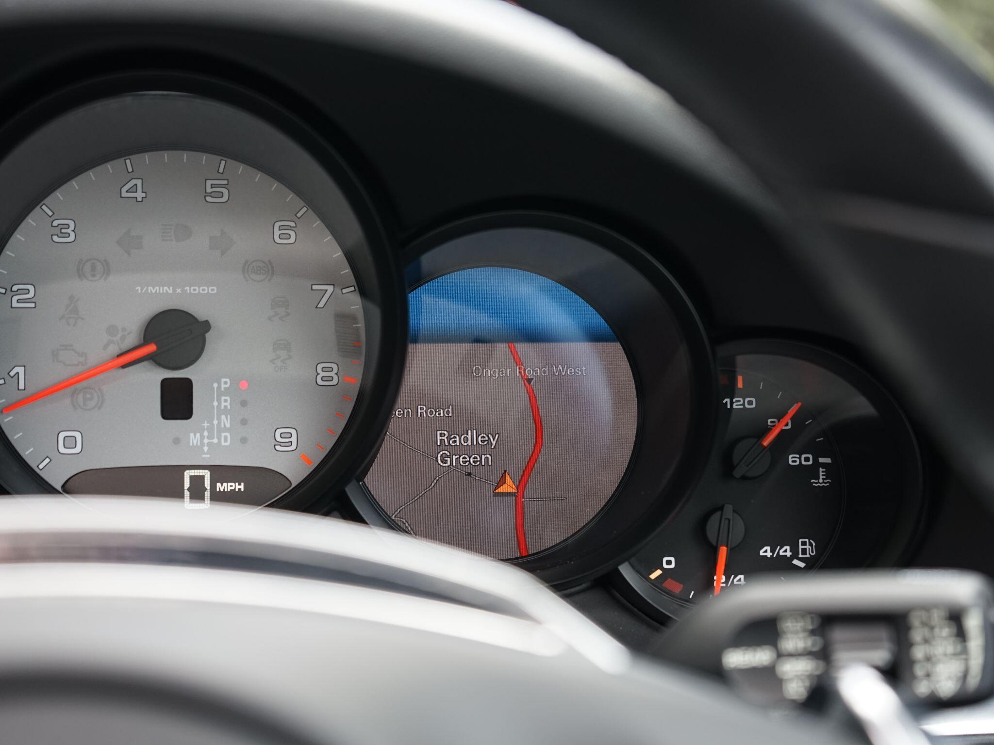 Porsche 911 3.8 991 Carrera S PDK Euro 5 (s/s) 2dr — photo 25