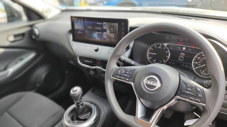 Used Nissan Juke OV75FKP 17