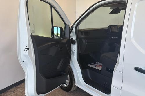 Renault TRAFIC Photo at-8f09ba1e067c425887490819458854f6.jpg
