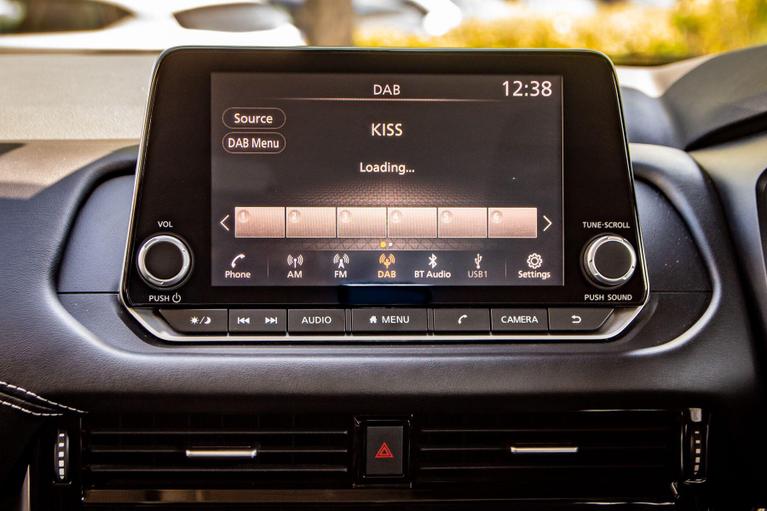 Used Nissan Qashqai YD72OFX 17