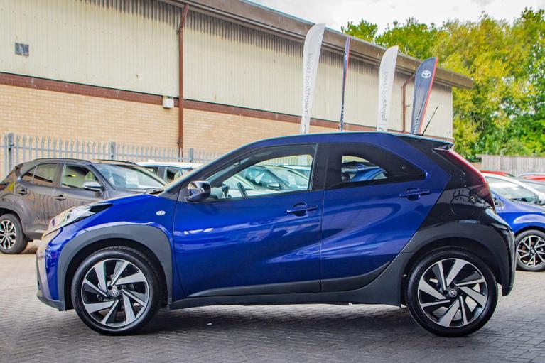 Used Toyota Aygo X YT75VCV 10