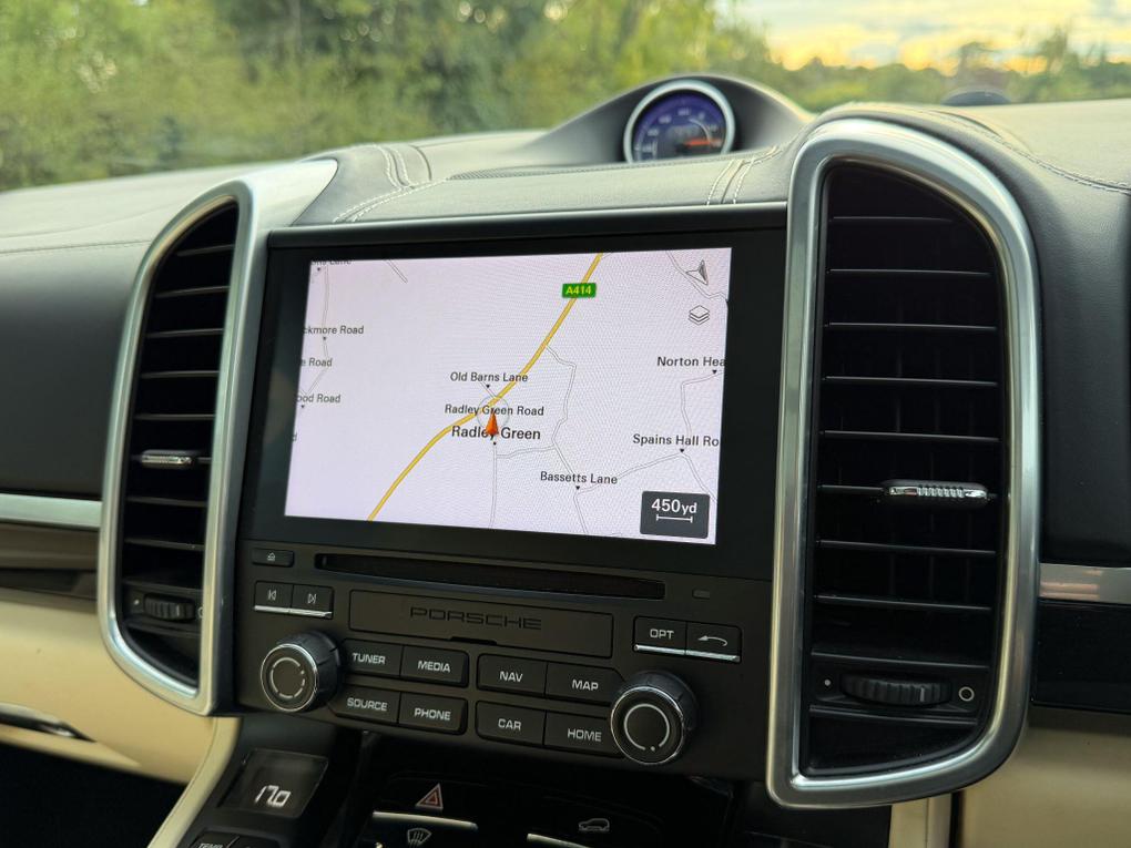 Used Porsche Cayenne W121GHT 21