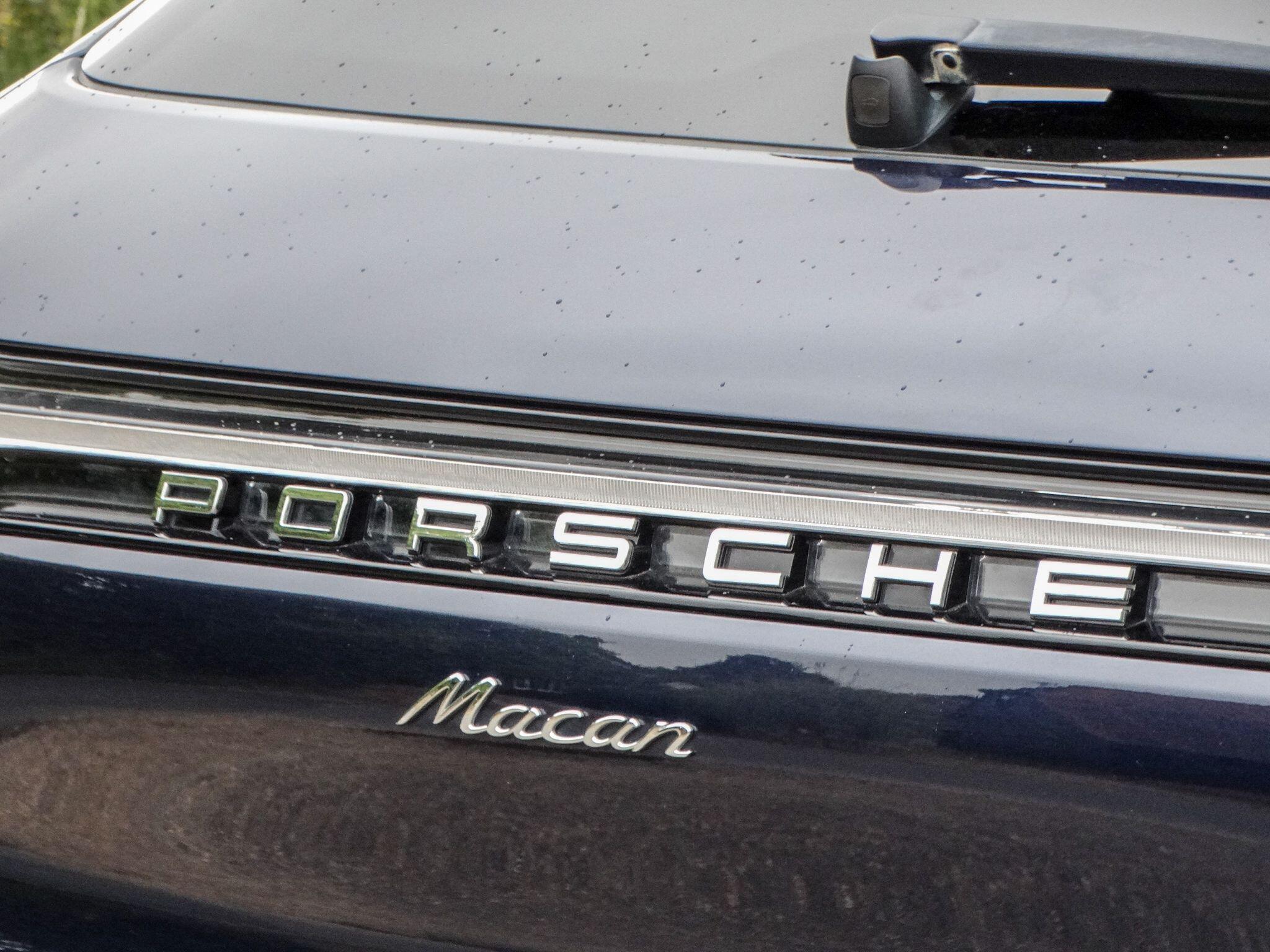 Porsche Macan 2.0T PDK 4WD Euro 6 (s/s) 5dr — photo 12