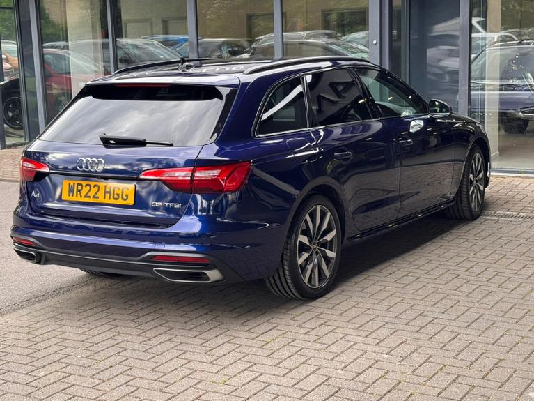 Used Audi A4 Avant WR22HGG 9