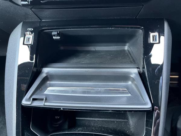 Used Peugeot E-208 DU23JXL 35