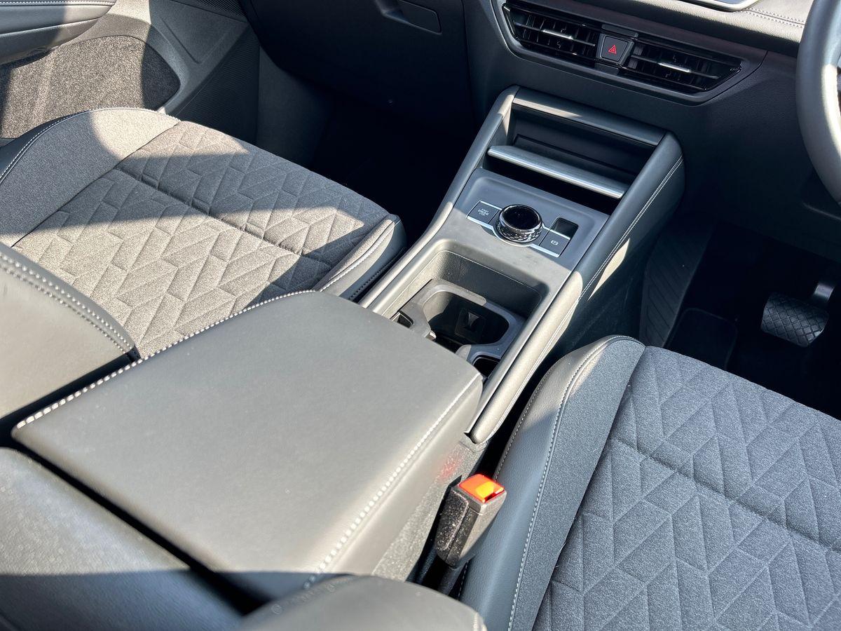 Volkswagen Tiguan Photo at-9000f91c8de4436d912d9f8d91fc7c30.jpg