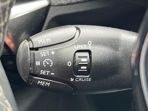 Used Peugeot 3008 BD70ZWG 31