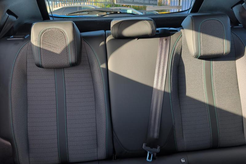 Used Peugeot 2008 NU71DZJ 14