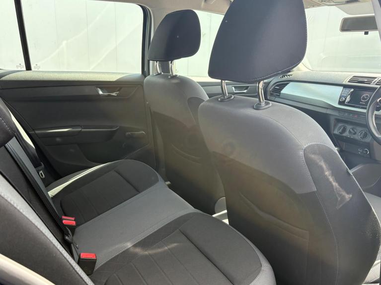 Used Skoda Fabia WR21CYV 10