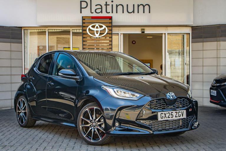 Used Toyota Yaris GX25ZGV 1