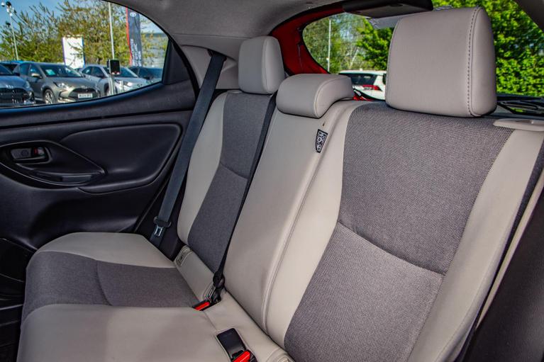 Used Toyota Yaris WU72NZK 7