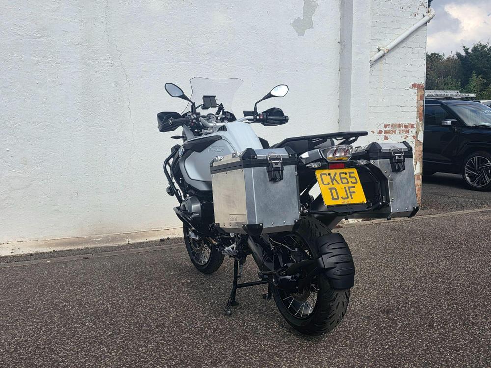 BMW R 1200 GS Adventure Photo at-906cf7ab3f8440dabf29e9ad3a167d78.jpg